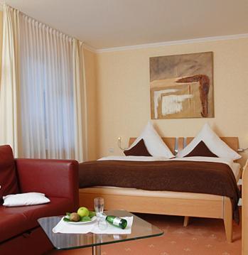 Aqua Marina Hotel Хелголанд Екстериор снимка