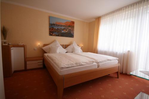 Aqua Marina Hotel Хелголанд Екстериор снимка